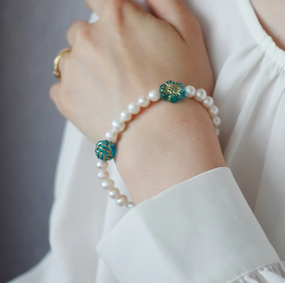 Atlantis Beaded Pearl Bracelet