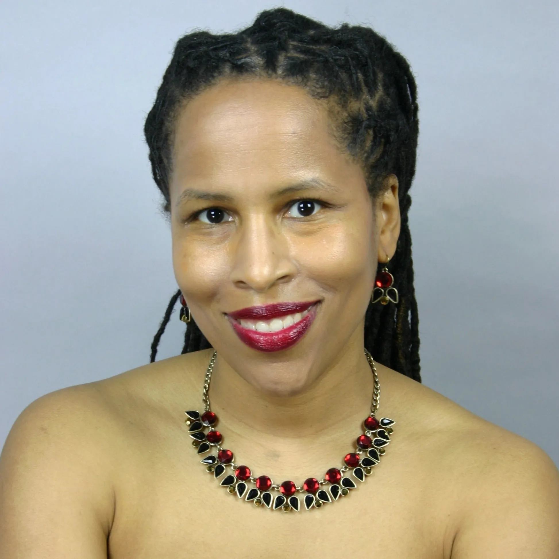 Tawia Crystal Necklace Earring Set
